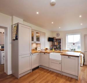 4 Bedroom House for sale in Southampton Road, Salisbury