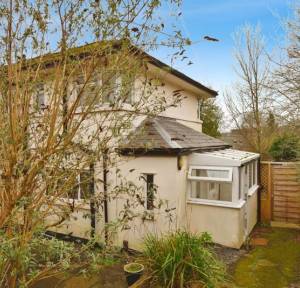 1 Bedroom Flat for sale in Cecil Avenue, Salisbury