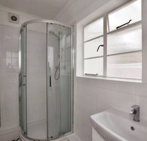 1 Bedroom Flat for sale in Cecil Avenue, Salisbury