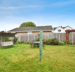 3 Bedroom Bungalow for sale in Hathaway Close, Salisbury