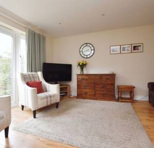 2 Bedroom House to rent in Appletree Road, Salisbury