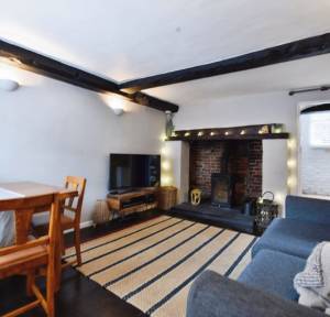 3 Bedroom House to rent in High Street, Salisbury