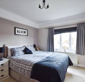 3 Bedroom House for sale in Castle Road, Salisbury