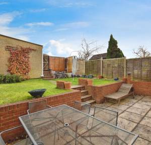 3 Bedroom House for sale in Castle Road, Salisbury