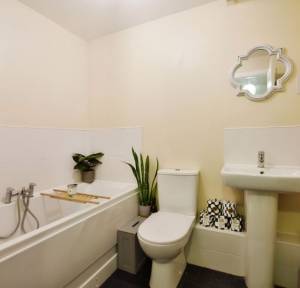 2 Bedroom House for sale in Burden Drive, Salisbury