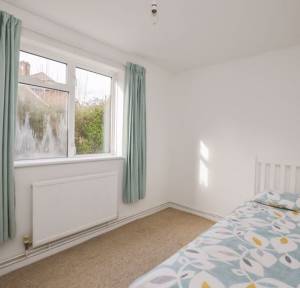 2 Bedroom Flat to rent in Victoria Road, Salisbury