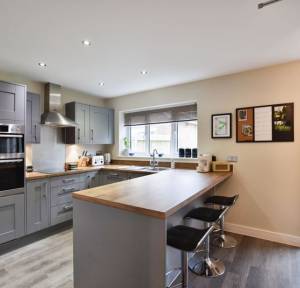 4 Bedroom House for sale in Hawthorn Way , Salisbury