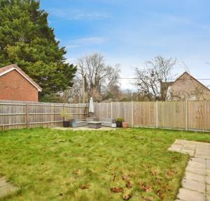 4 Bedroom House for sale in Hawthorn Way , Salisbury