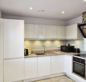 2 Bedroom Flat for sale in Castle Street, Salisbury