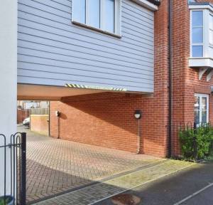 2 Bedroom Flat for sale in Castle Street, Salisbury