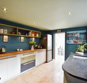 2 Bedroom House for sale in The Headlands, Salisbury