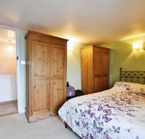 2 Bedroom House for sale in The Headlands, Salisbury