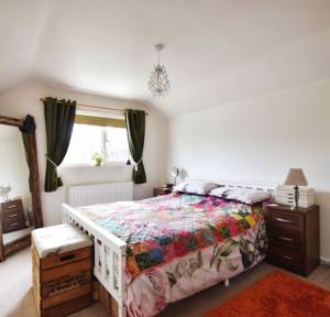 2 Bedroom House for sale in The Headlands, Salisbury