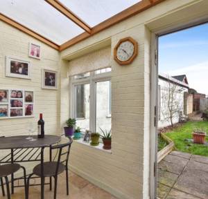 2 Bedroom House for sale in The Headlands, Salisbury