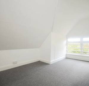 2 Bedroom Flat for sale in 49 Roman Road, Salisbury