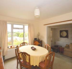 4 Bedroom House for sale in Potters Way, Salisbury