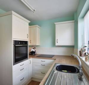 2 Bedroom Bungalow for sale in Whitebridge Road, Salisbury