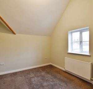 2 Bedroom Apartment / Studio for sale in Sloane Court, Salisbury