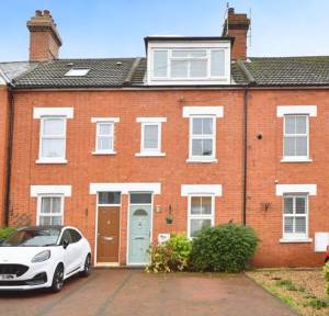 4 Bedroom House for sale in North Street, Salisbury