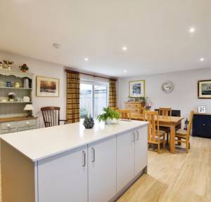 4 Bedroom House for sale in Wellsted Close, Salisbury