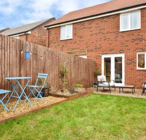 2 Bedroom House for sale in Dove Place, Salisbury