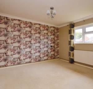 3 Bedroom House for sale in Waverley Close, Salisbury