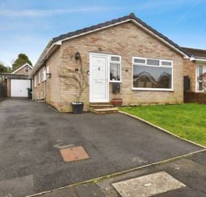 4 Bedroom Bungalow for sale in Broadfield Road, Salisbury