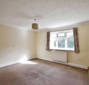 4 Bedroom Bungalow for sale in Tanners Close, Salisbury