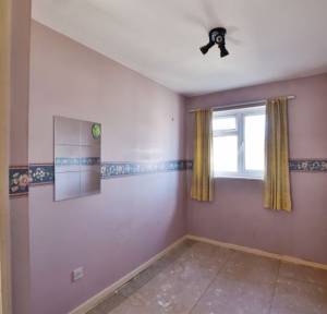 2 Bedroom House for sale in Lees Court, Salisbury