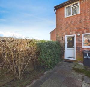 2 Bedroom House for sale in Lees Court, Salisbury