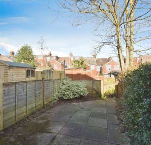 2 Bedroom House for sale in Lees Court, Salisbury