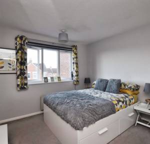 2 Bedroom House for sale in Russell Road, Salisbury