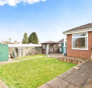 2 Bedroom Bungalow for sale in Milton Road, Salisbury