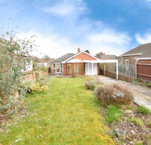 2 Bedroom Bungalow for sale in Milton Road, Salisbury